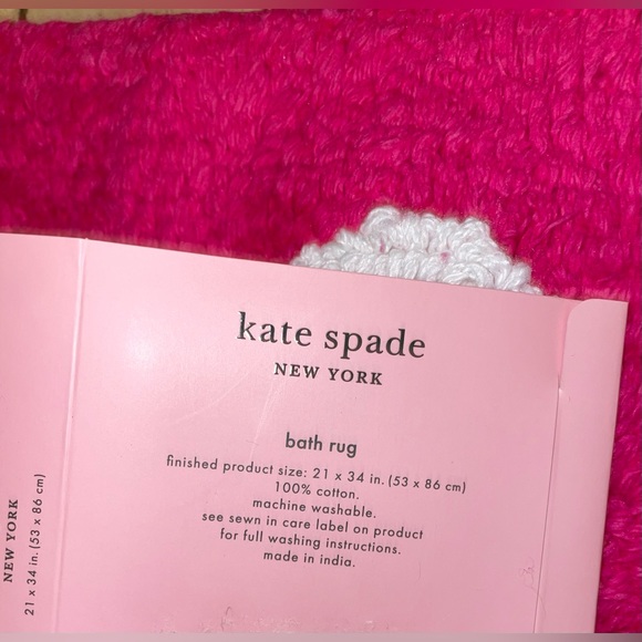 🎉HP🎉New! Kate Spade Cotton Dot Accent Rug in Hot Pink/White💕🤍21”x34” - Picture 4 of 11